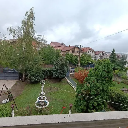 Hostel For Rent 